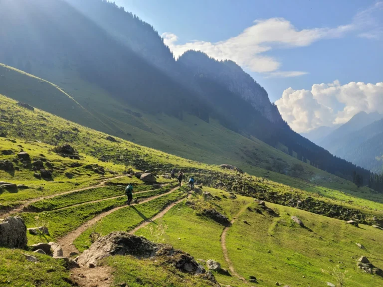 Tarsar Marsar Trek