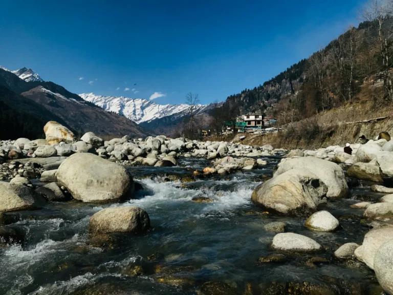 View on the way from Manali to Leh